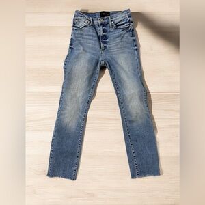 Black Orchid Los Angeles Blue Jeans, “The Brooke” is a Fun Cropped, Straight Leg